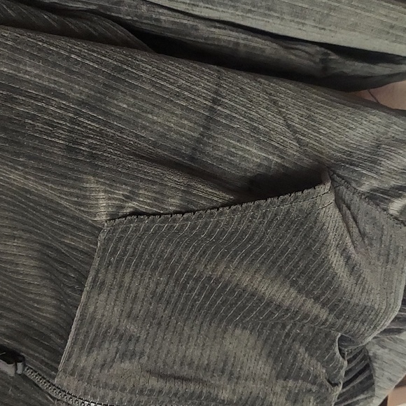 Adidas - Picture 15 of 16